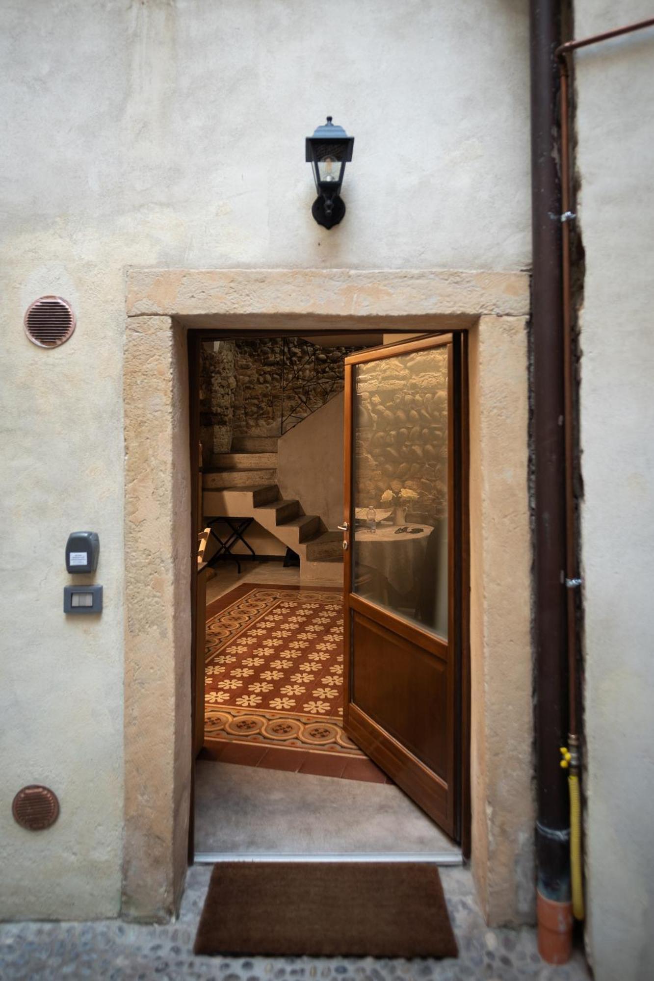 Becket Verona Flat Quarto foto